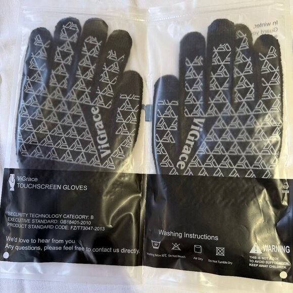 ViGrace Accessories - NWT ViGrace Black Winter Touchscreen Gloves Large